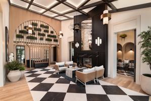featured image of 18 Park Ave