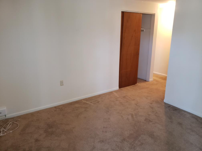 4101 Pine Hollow Dr - Photo 6 of 10
