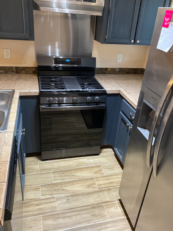 2996 Tierra Cortez Ave #B - Photo 3 of 11