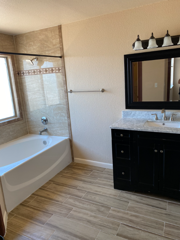 2996 Tierra Cortez Ave #B - Photo 4 of 11