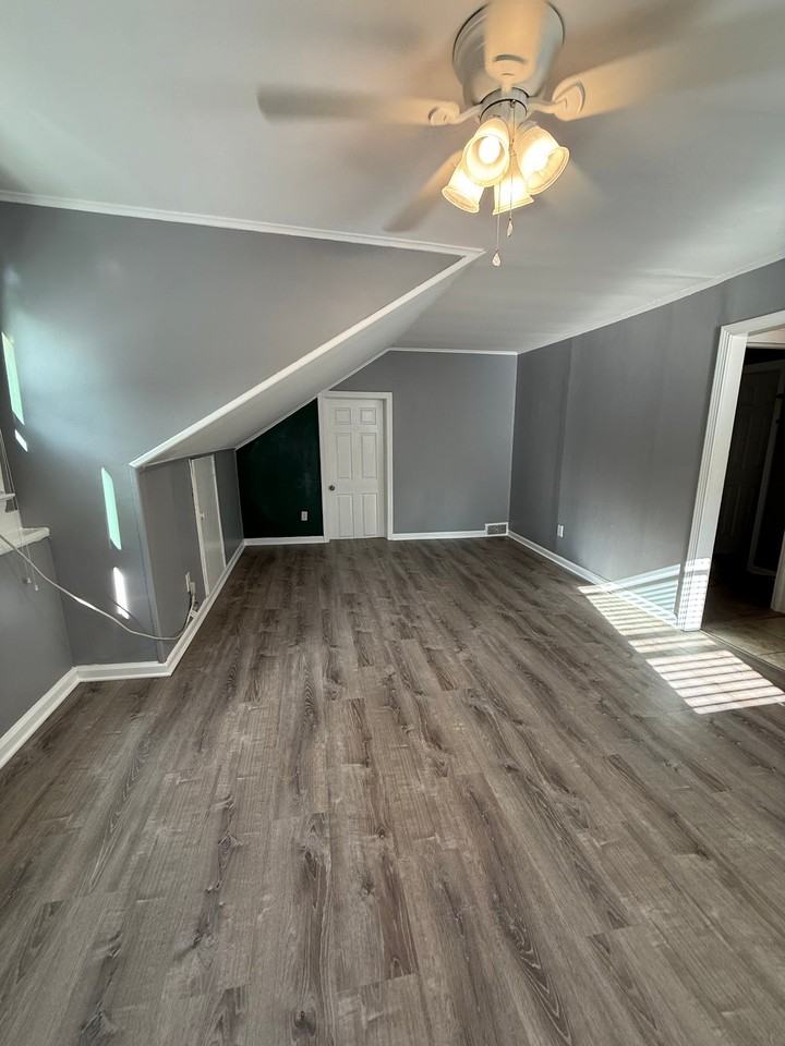 714B Glen Rd - Photo 3 of 9