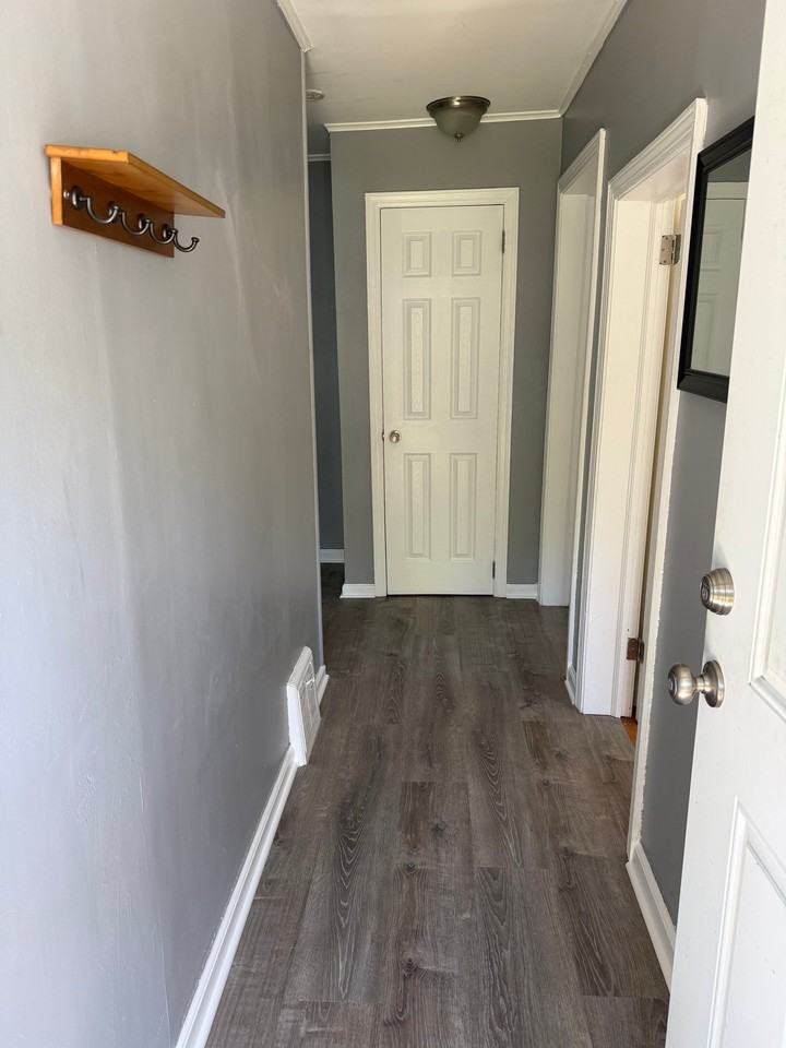 714B Glen Rd - Photo 4 of 9