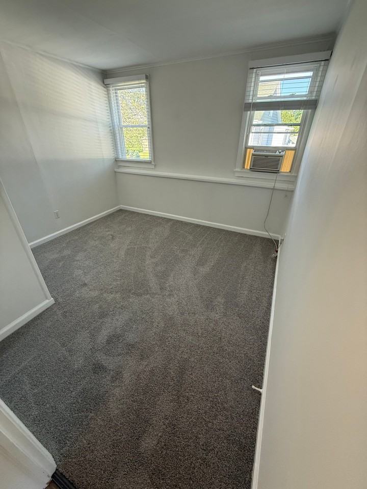 714B Glen Rd - Photo 5 of 9