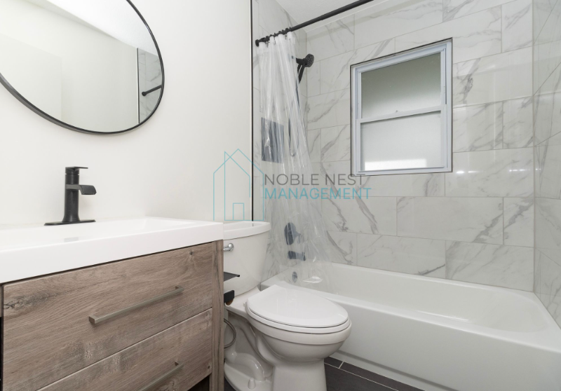 6610 W 72nd Ter - Photo 5 of 9