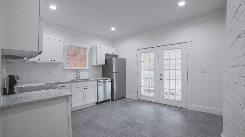 619 Snow St - Photo 5 of 21