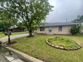 featured image of 1610 Dellis St