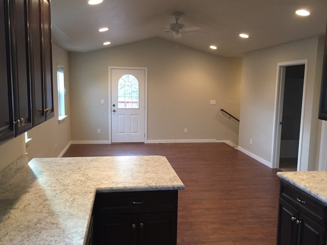 728 Edgewood Pl - Photo 5 of 10