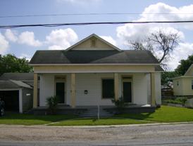 106 N Railroad St - Photo 1 of 1