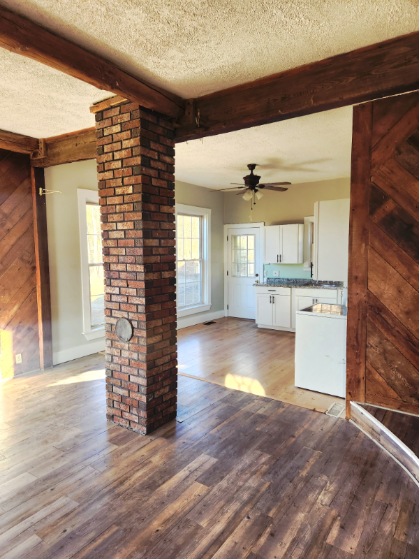 161 Roosevelt Trl #1 - Photo 2 of 9
