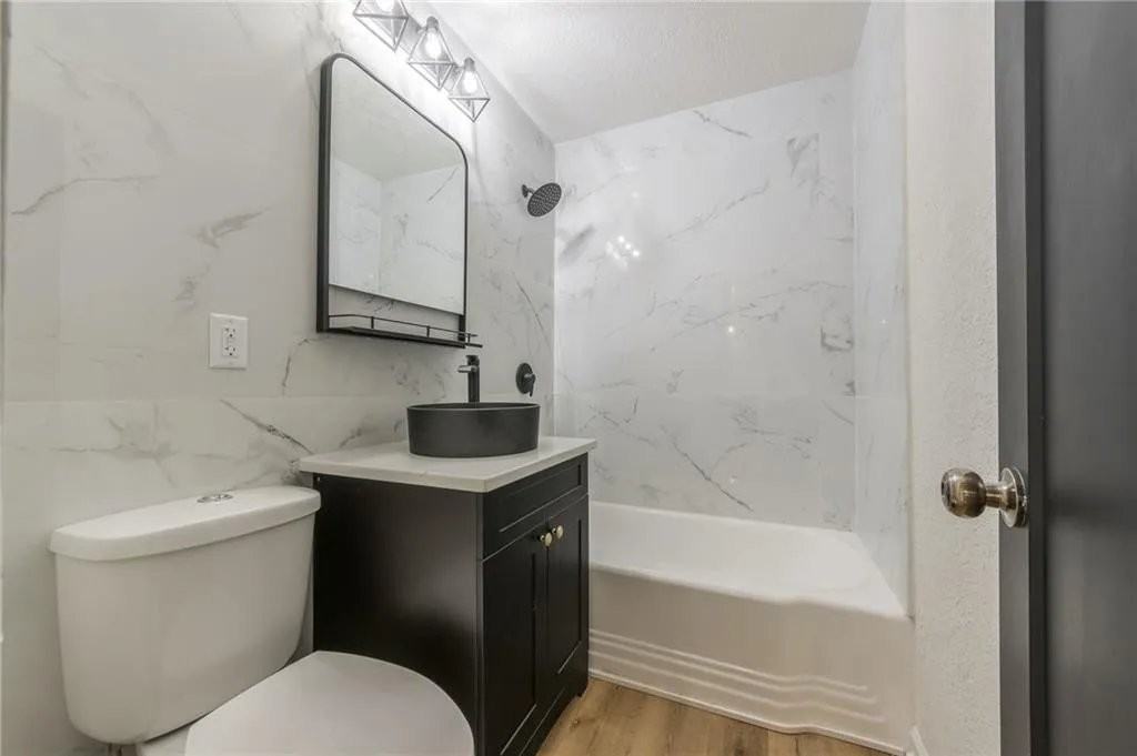 802 Sw Walnut St - Photo 7 of 20