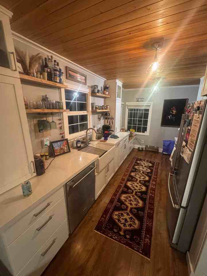 1644 Oak St - Photo 2 of 9