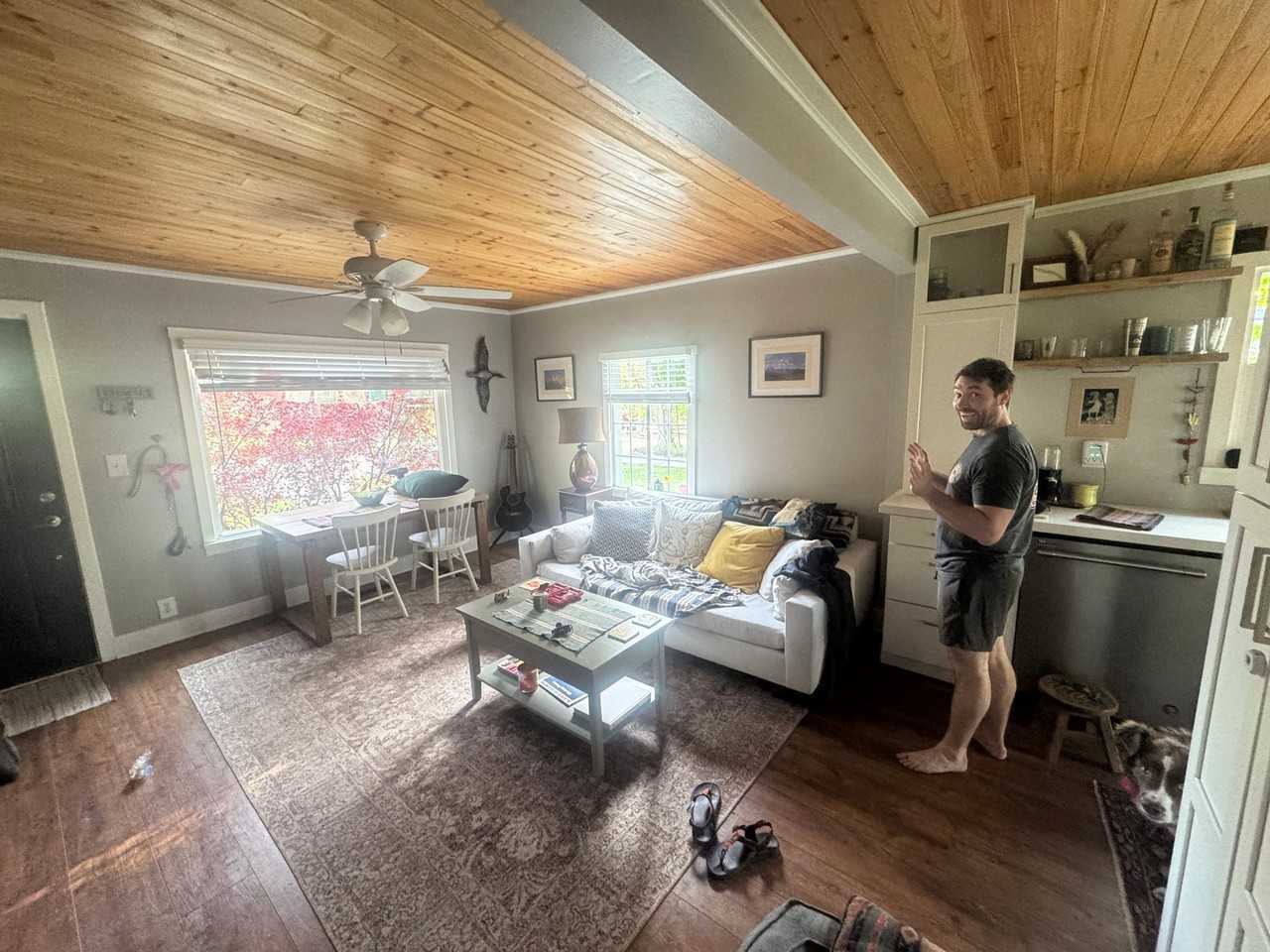 1644 Oak St - Photo 3 of 9