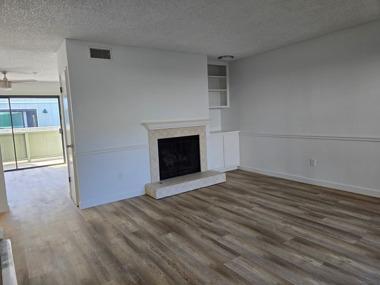 714 N Irena Ave #C - Photo 6 of 11