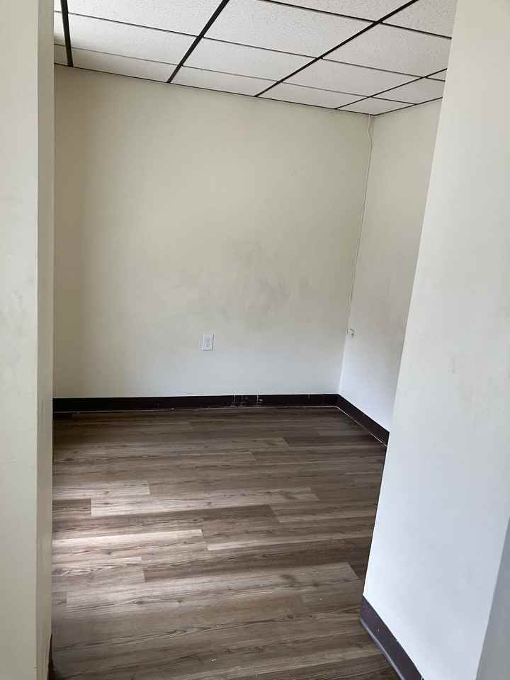 48 Taunton Grn #3 - Photo 2 of 6