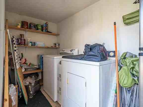 105 Chambers Pt #20 - Photo 5 of 15