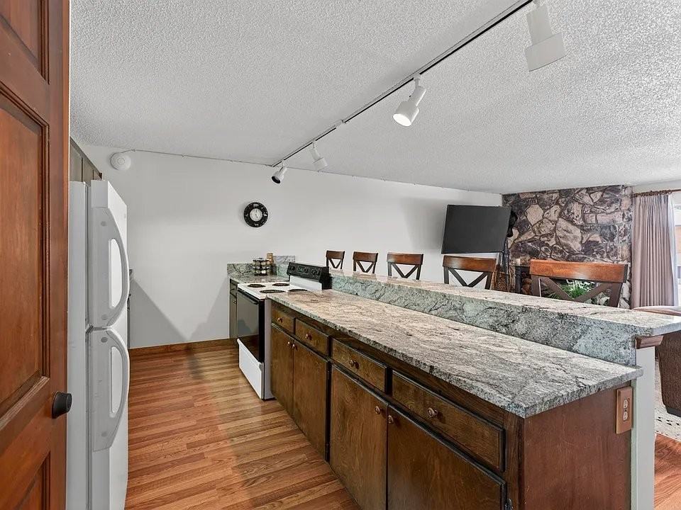 14 Jackson Hole Rd #21 - Photo 6 of 15