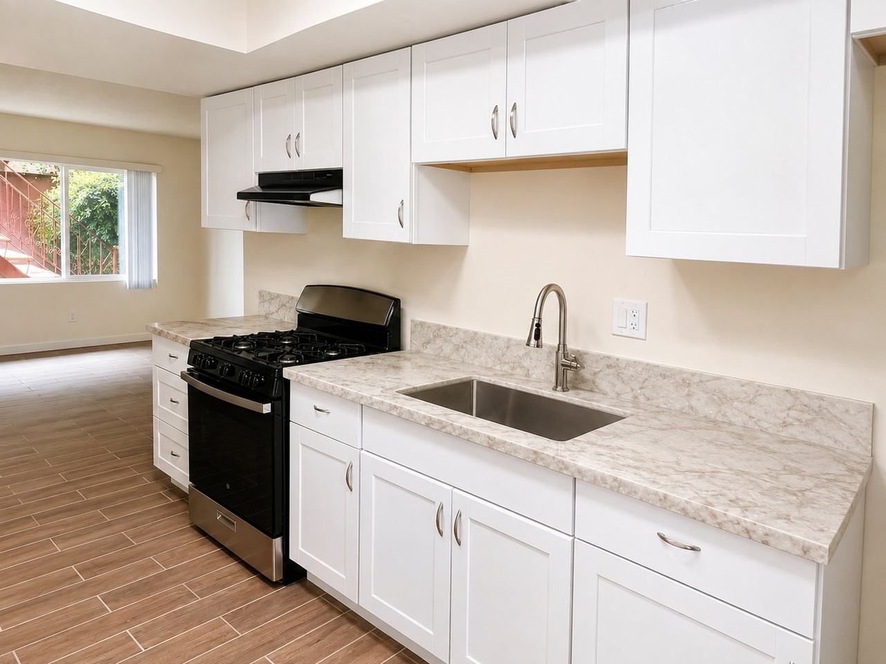 14026 Paramount Blvd #11 - Photo 3 of 19