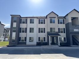 featured image of 4778 Sw #101