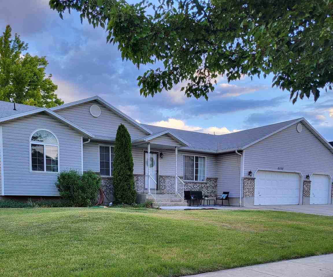 2777 Wn - Photo 3 of 12