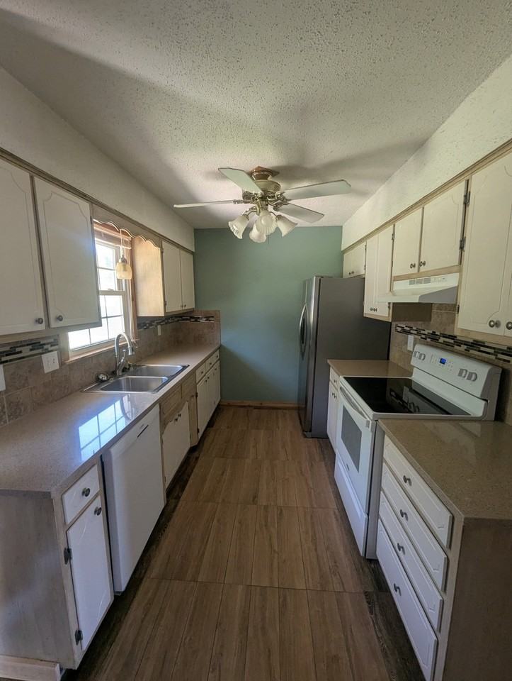 167 Se 421st Rd - Photo 4 of 20