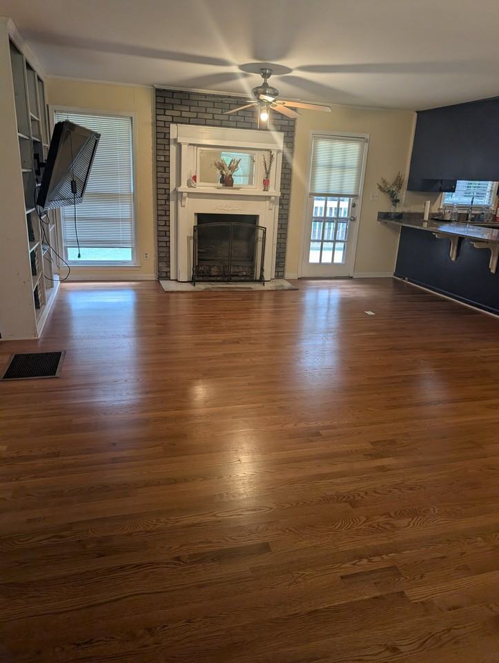 60 Lee Rd - Photo 2 of 9