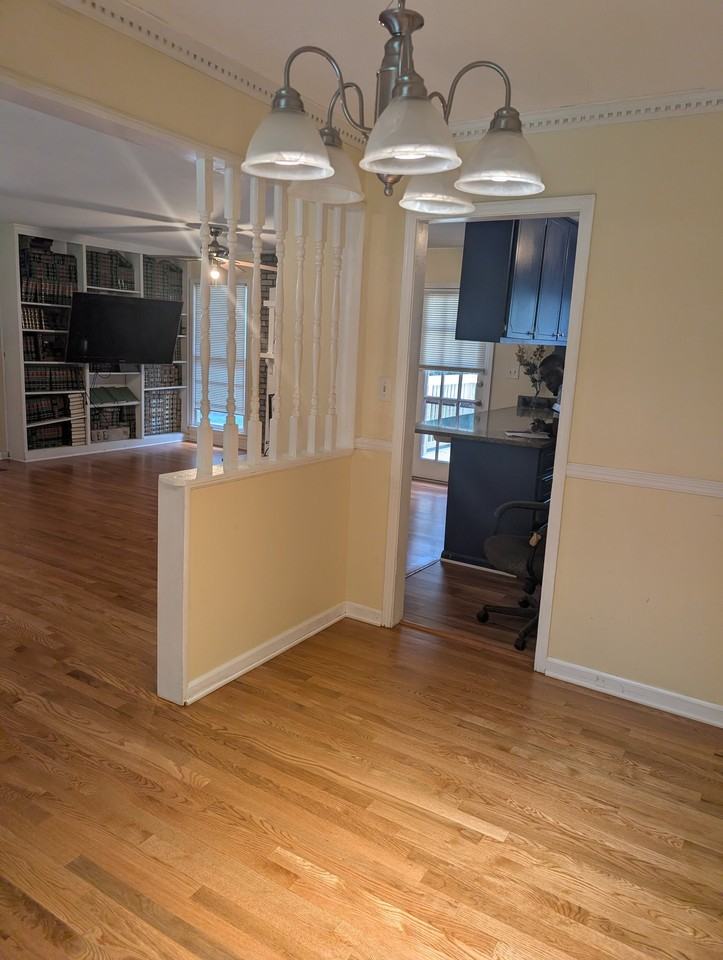 60 Lee Rd - Photo 7 of 9