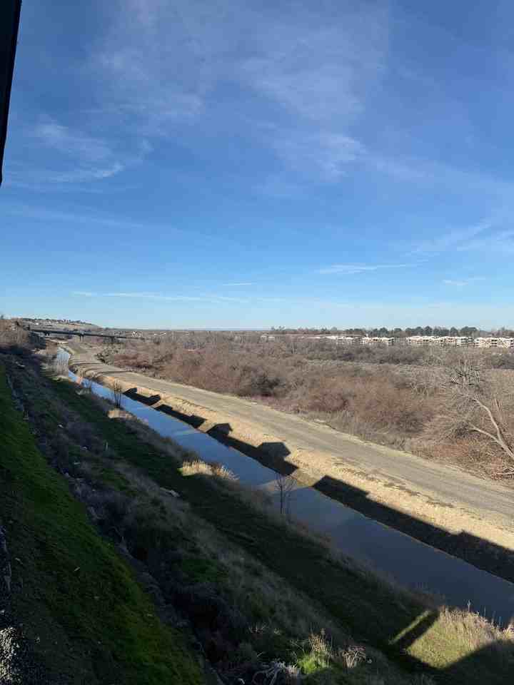 827 Rio Vista Loop - Photo 2 of 2