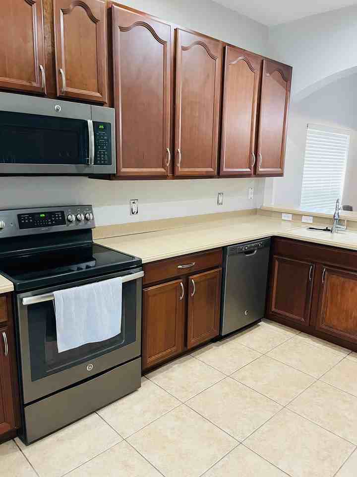 11828 Great Commission Way - Photo 7 of 20