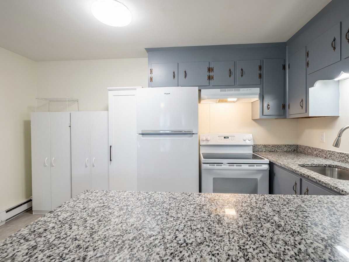 403 Gray Rd - Photo 5 of 17