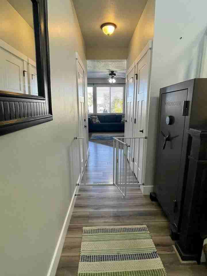 5568 W Rokeby Ln - Photo 4 of 20