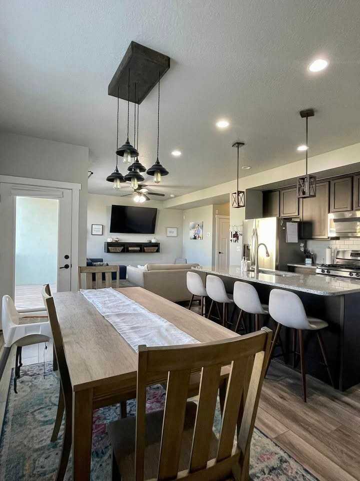 5568 W Rokeby Ln - Photo 7 of 20