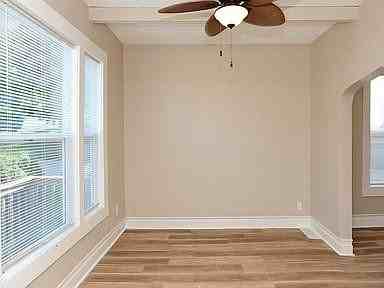 4529 Charles St - Photo 5 of 20