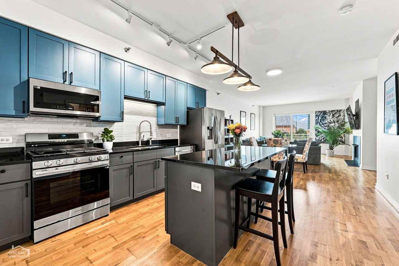 4350 N Broadway #507 - Photo 2 of 23