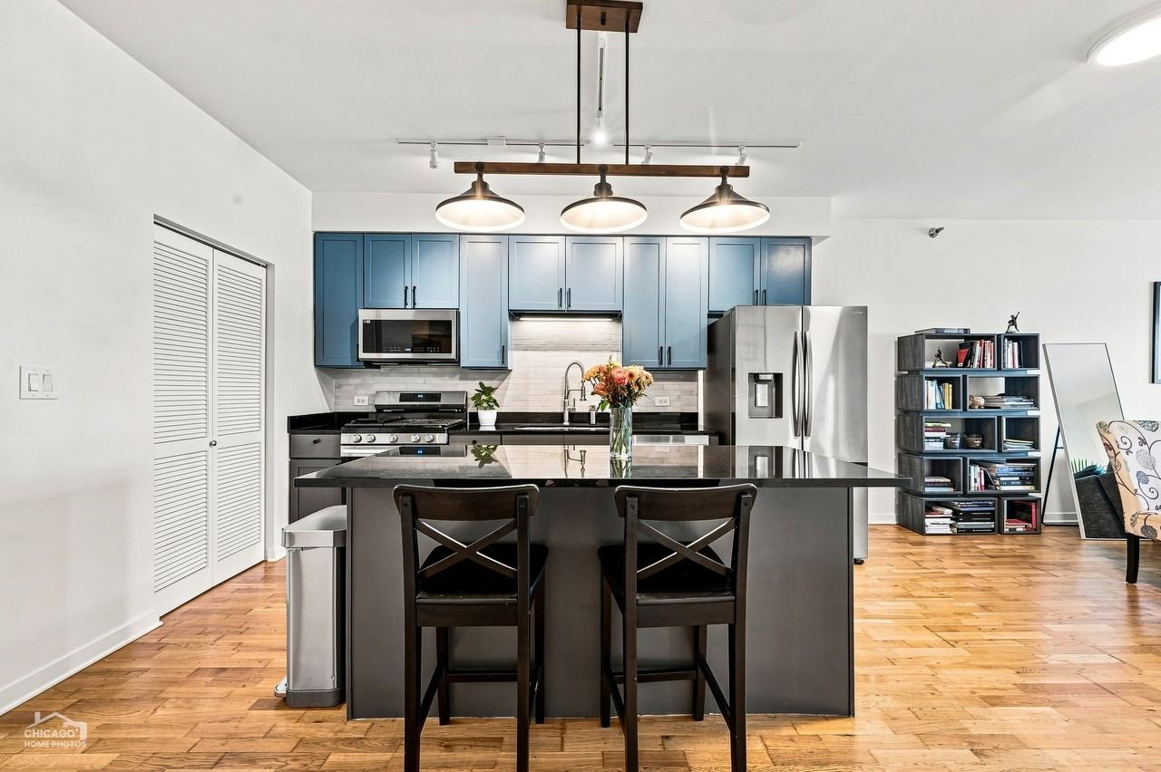 4350 N Broadway #507 - Photo 3 of 23