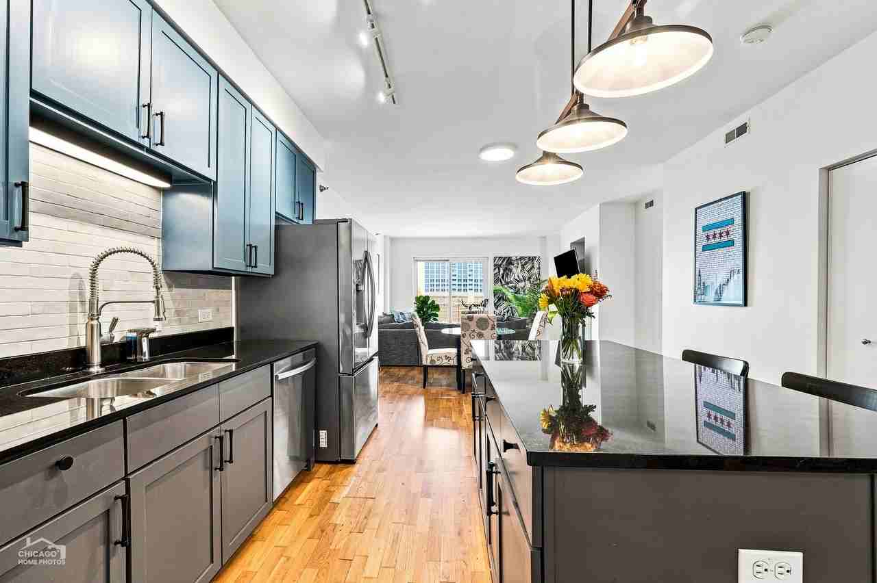 4350 N Broadway #507 - Photo 4 of 23