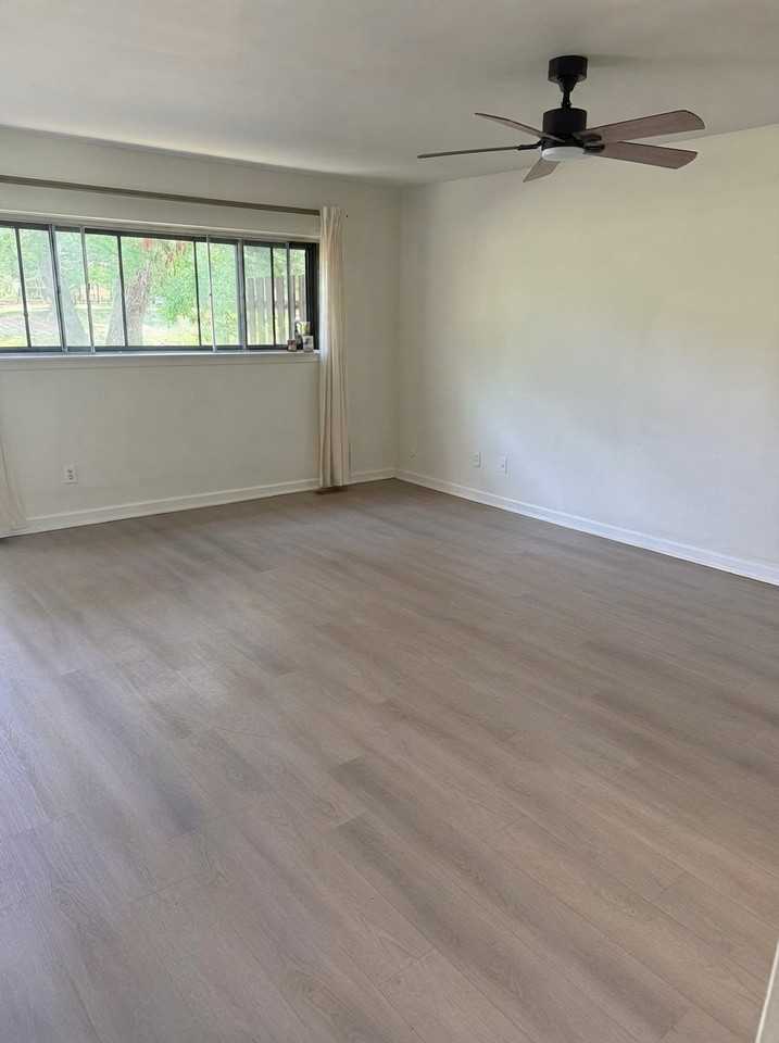149 Echelon Rd - Photo 5 of 19