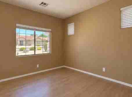 19438 E Thornton Rd - Photo 6 of 13