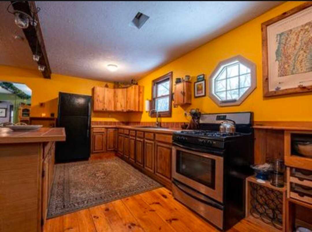 984 Quincy Rd - Photo 7 of 12