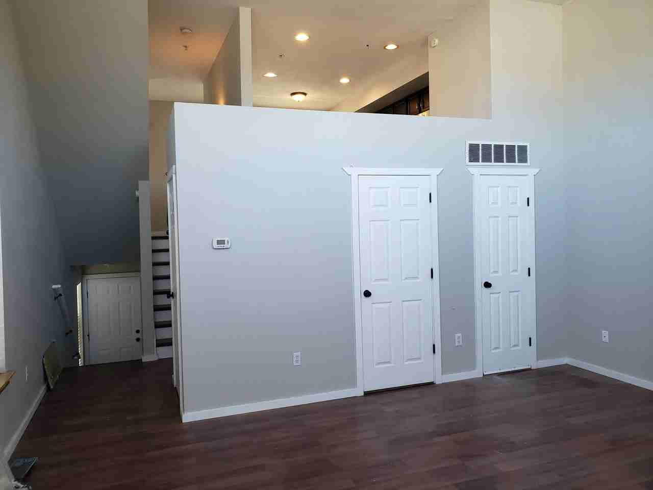 1116 S 23rd St - Photo 3 of 10