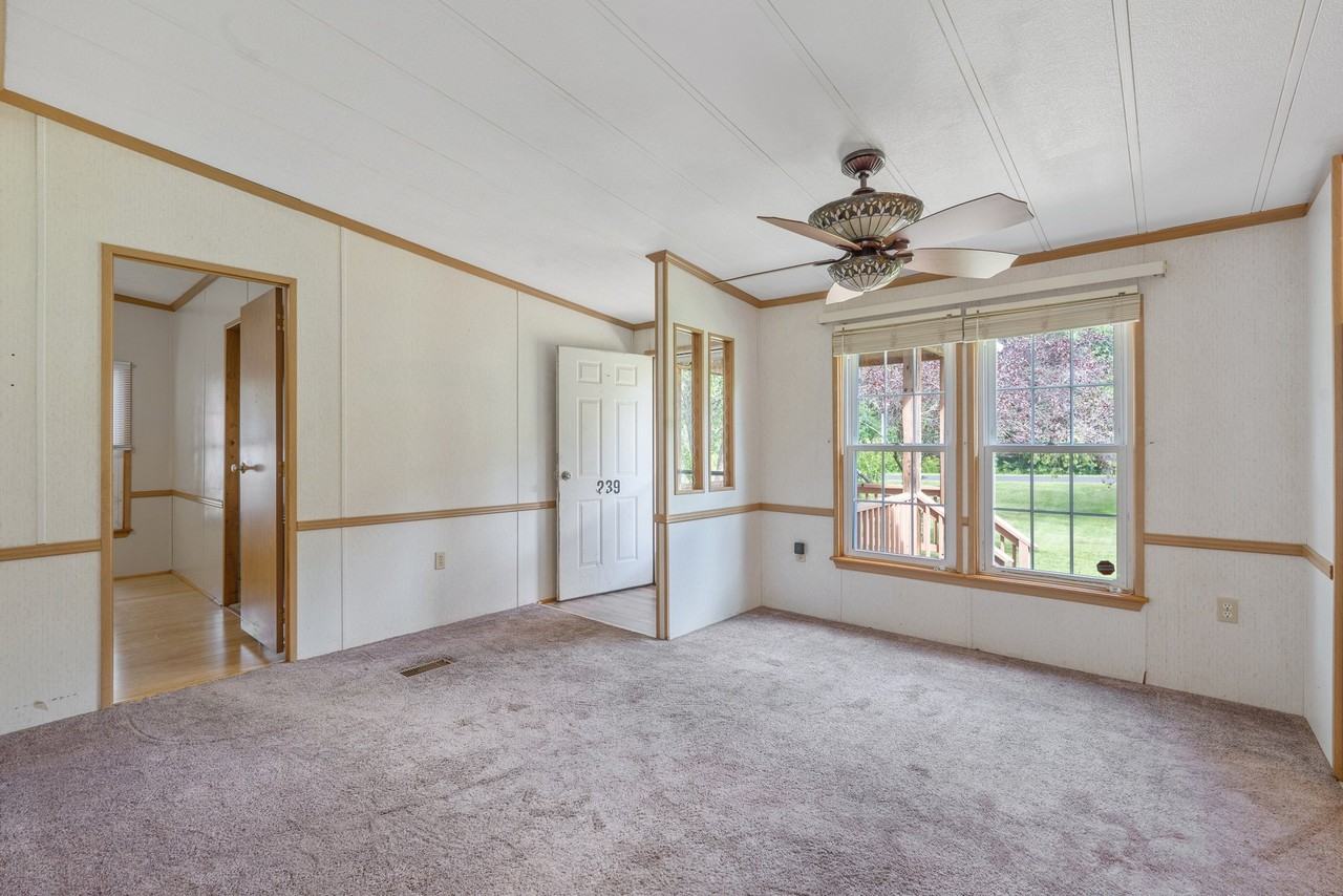 239 Furniss Station Rd - Photo 5 of 20