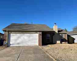 featured image of 1103 E 63rd St