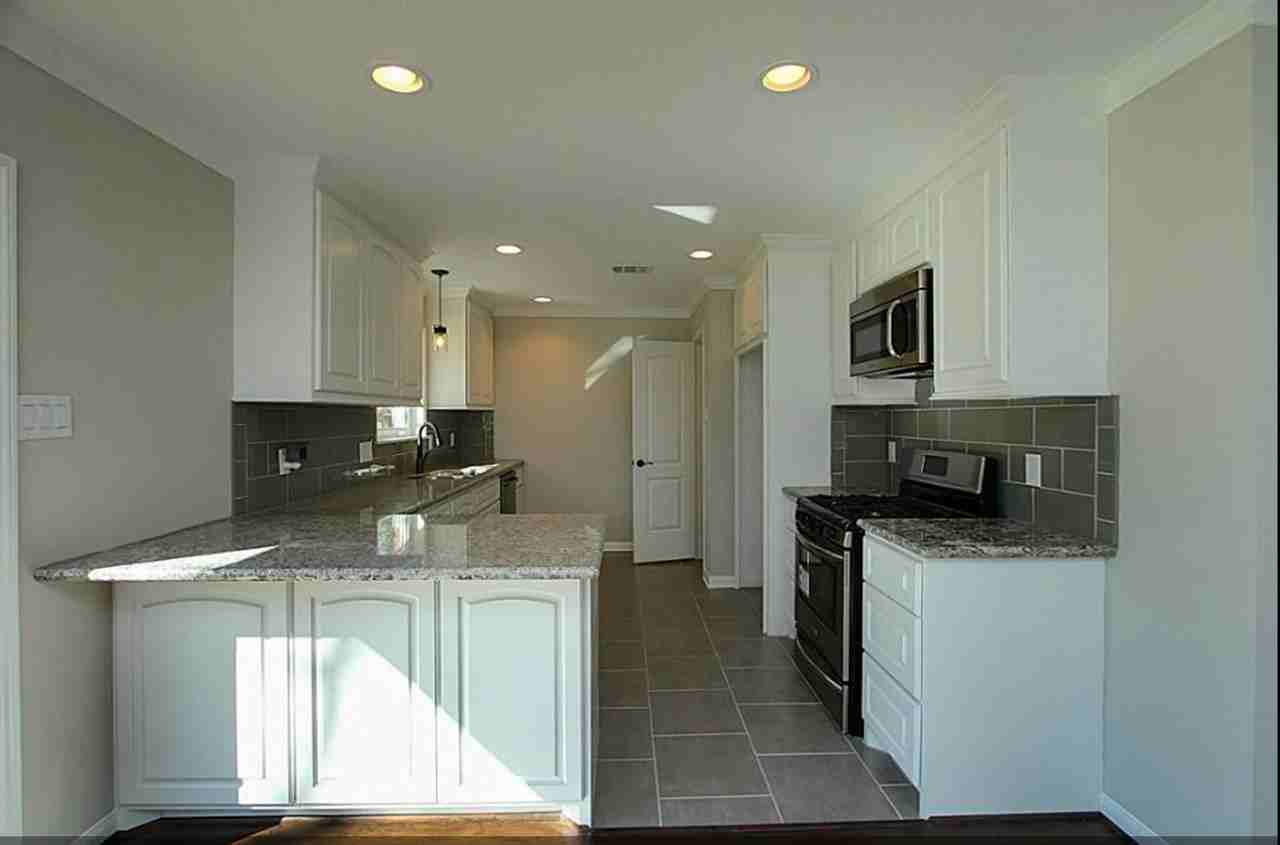 9511 Highmeadow Dr - Photo 2 of 16