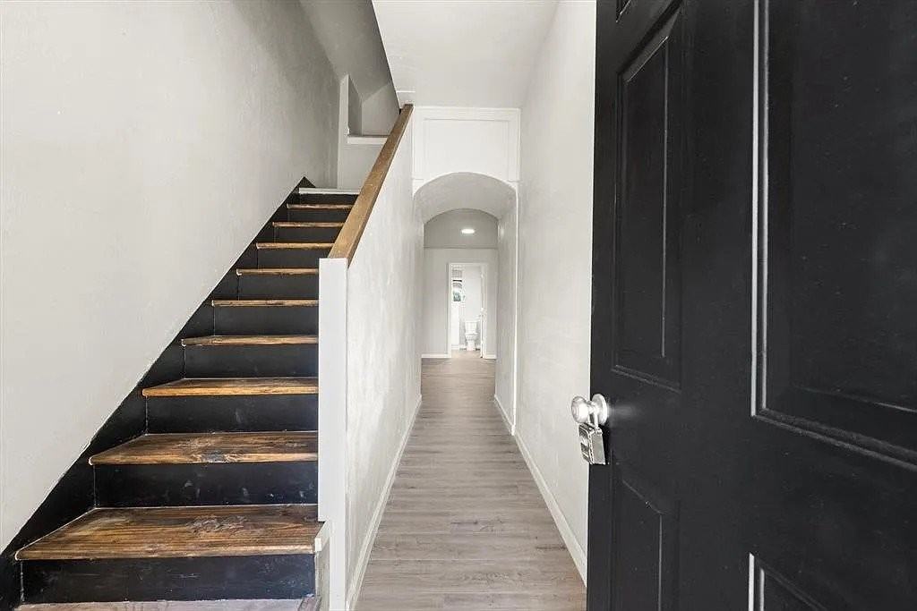 214 E Vilas Ave - Photo 6 of 16