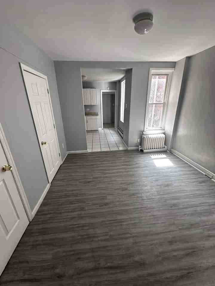 6302 Reedland St - Photo 5 of 9