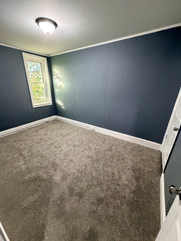 6132 Glenmore Ave - Photo 5 of 8