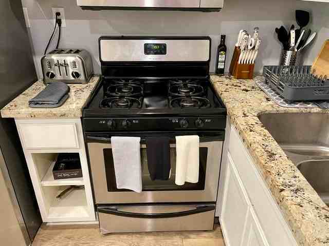 245 W Los Florance Ave #0 - Photo 3 of 13