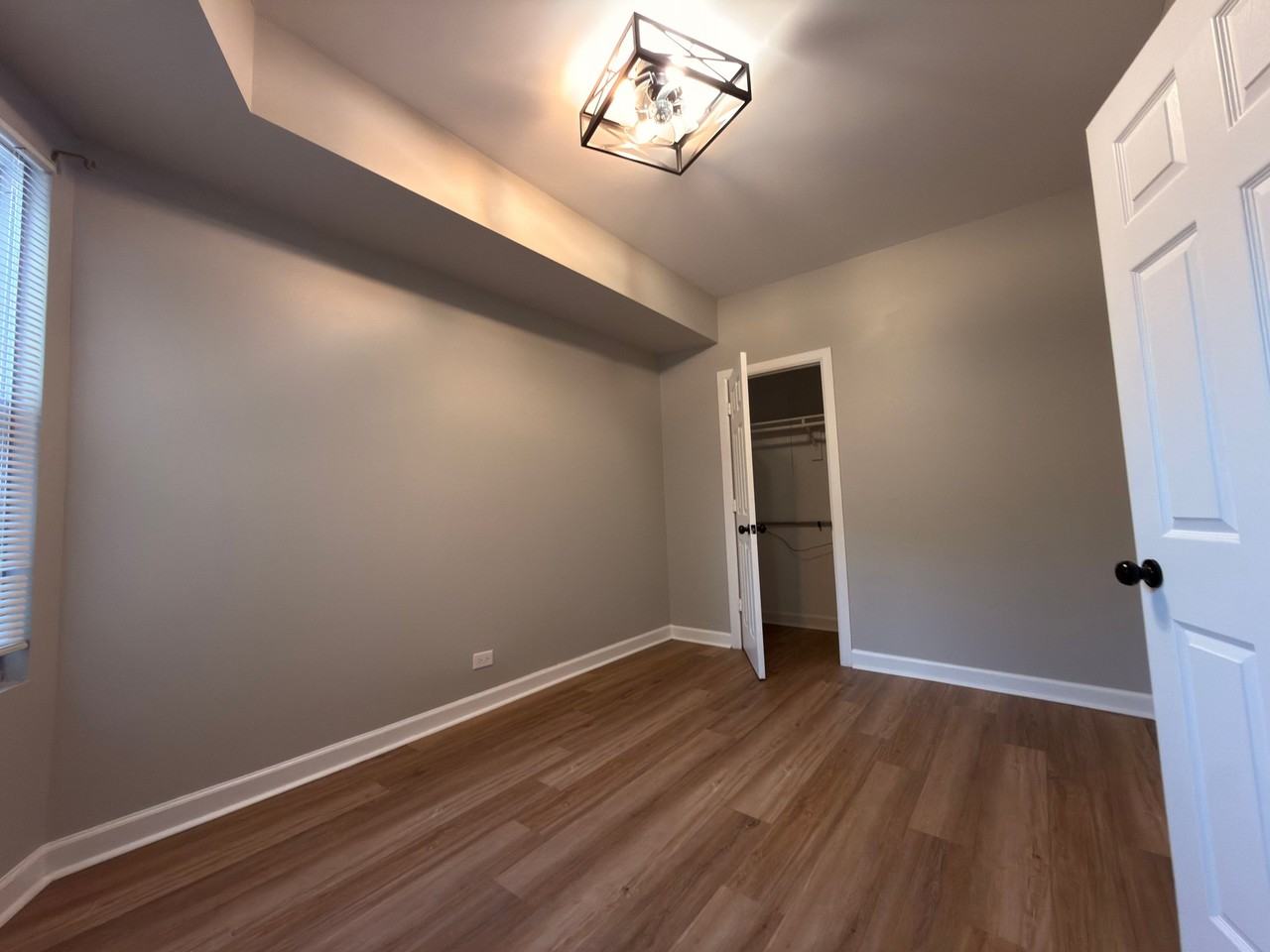 6110 S Saint Lawrence Ave #1 - Photo 7 of 15