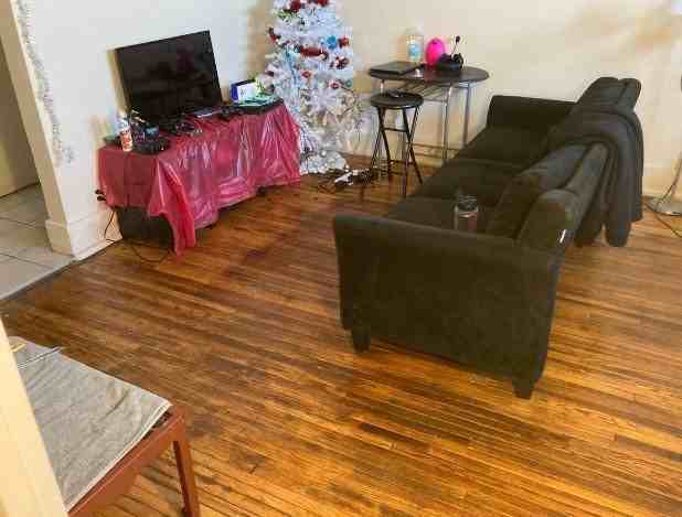327 West Ave #B - Photo 2 of 7