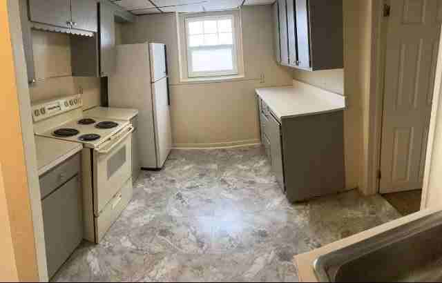 327 West Ave #B - Photo 3 of 7