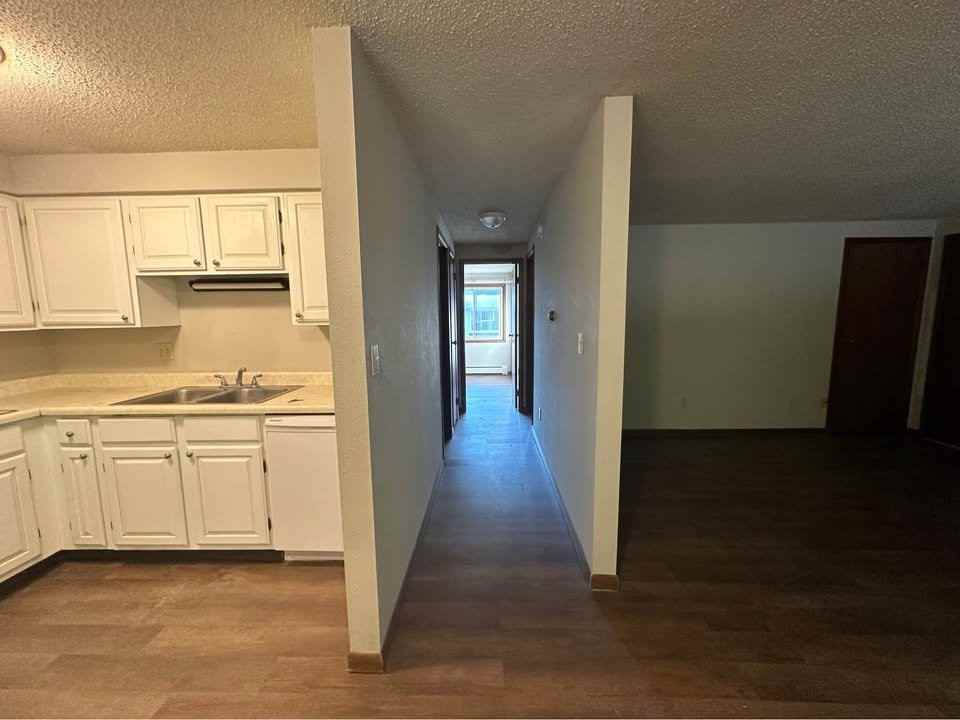 700 19th Ave #D4 - Photo 4 of 10